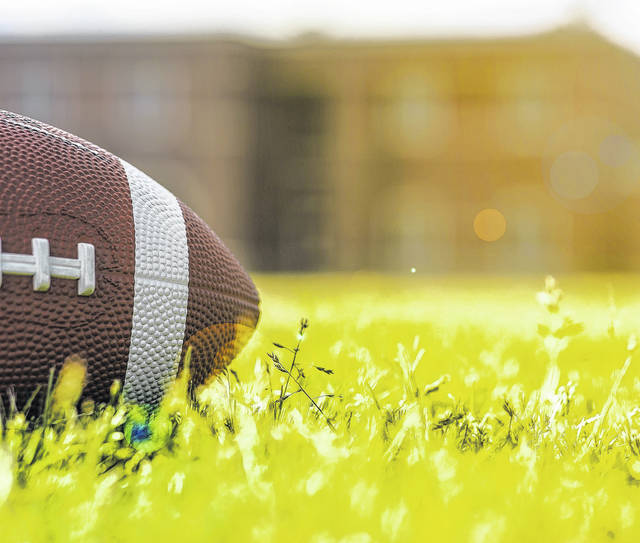 127457846_web1_football-3