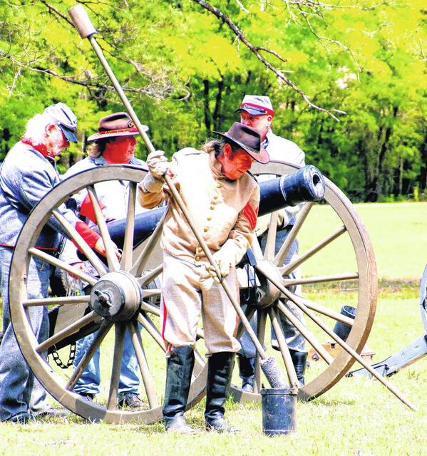 131713929_web1_IMG_0001