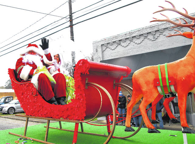 <p>With some of the parade goers losing feeling in their fingers due to the cold, hope was brought by Mr. & Mrs. Santa Claus marking the end of the parade and that that very soon, they would be able to seek shelter and warmth in one of the Bladenboro shops.</p>