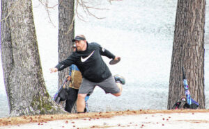 Discs were flying at Lu Mil