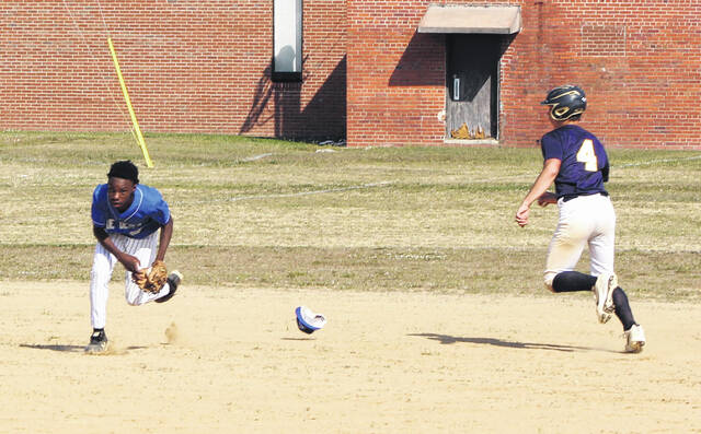 A Clarkton player fields the ball against Bladenboro.
                                 Sonny Jones / Bladen Journal
