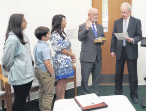 Eddie Madden begins work as Elizabethtown Town Manager